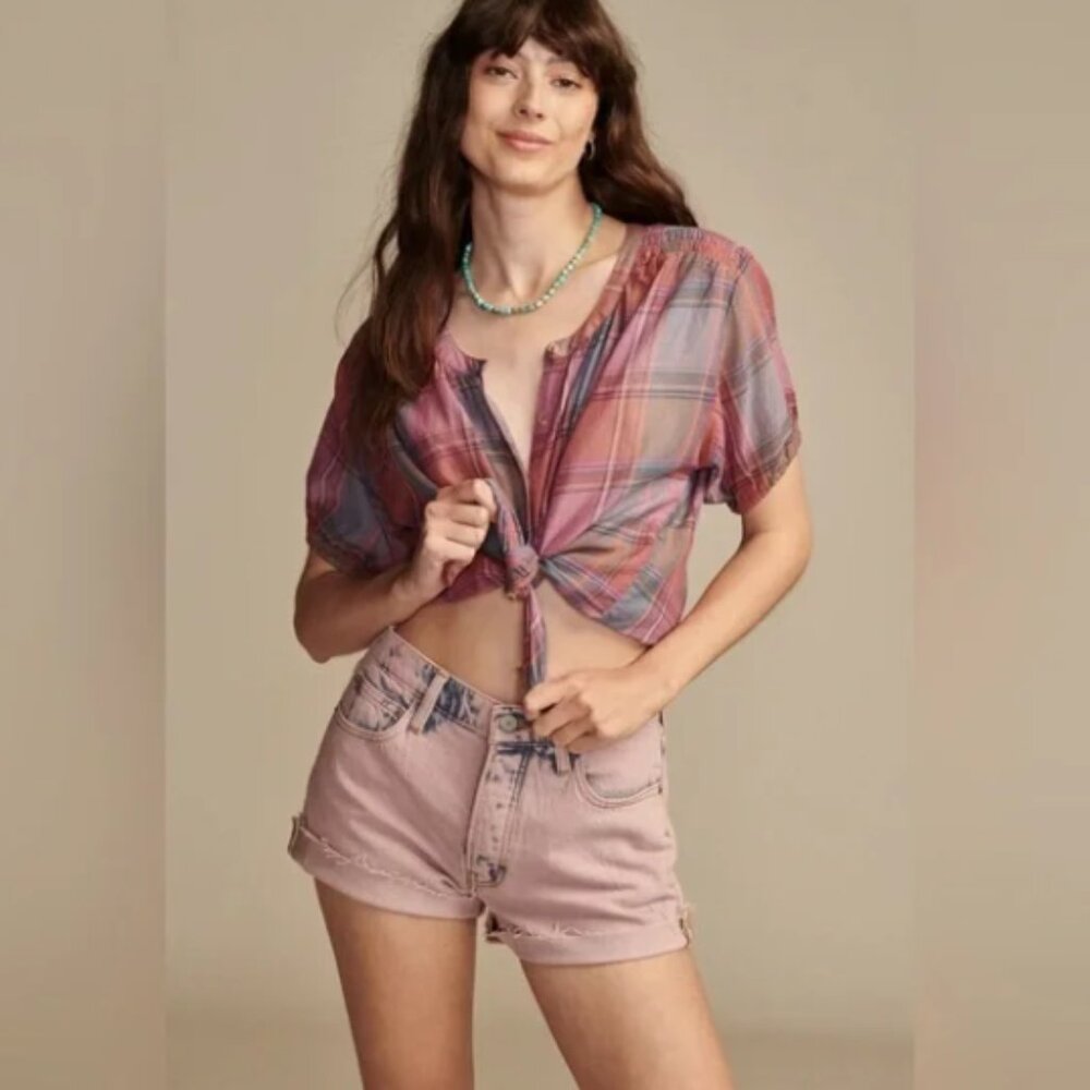 NWT Lucky Brand Women's High Rise Mom Denim Jean Shorts in Pink Size 24